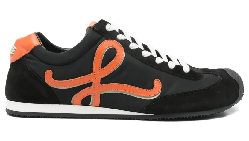 LOEWE Sneakers mit Logo-Applikation – Schwarz (MBR2282X06)