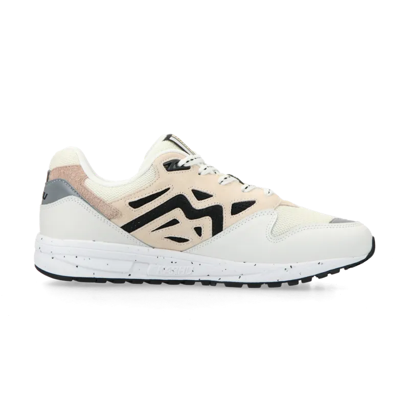 Karhu Legacy 96 (blanc de blanc / wood ash) – F806084