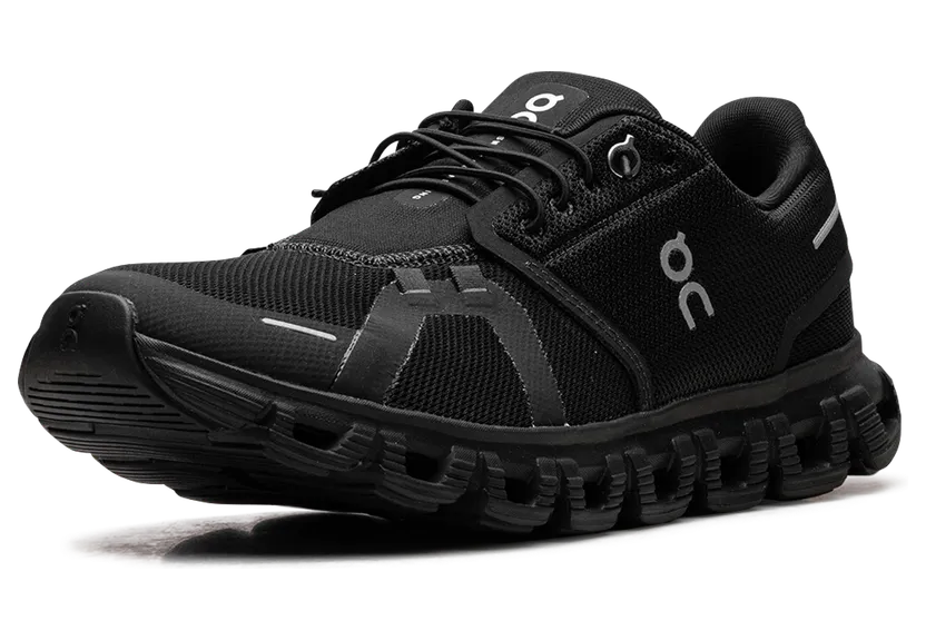 On Cloud 6 Womens “Black”: stealth-zwart voor elke dag (3)