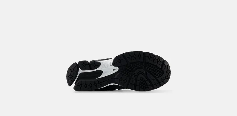 New Balance 1906R “Black Grey White” (U1906RCF)
