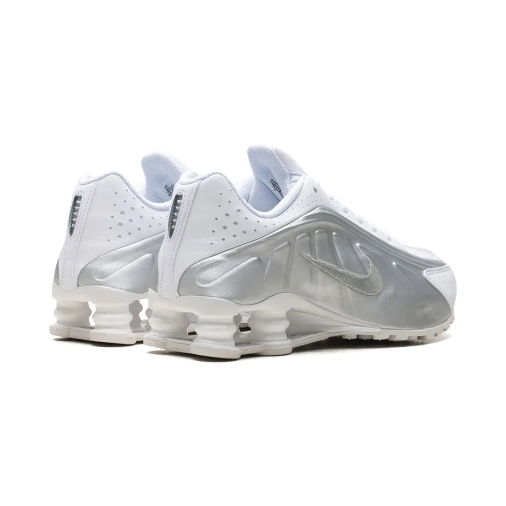Nike Shox R4 GS “White Bright Crimson Metallic Silver” (CW2626-101)