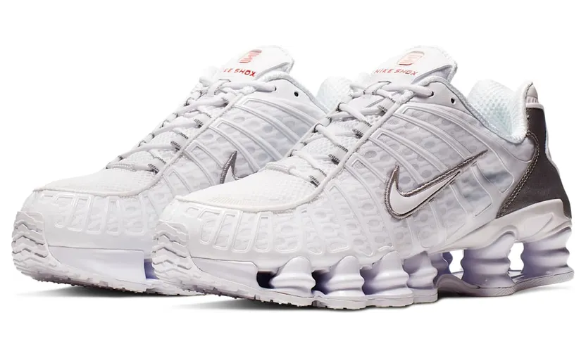 nike-shox AV3595-100