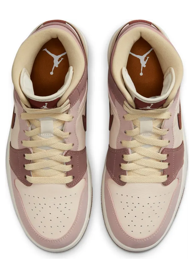 air-jordan-1 DO7440-821
