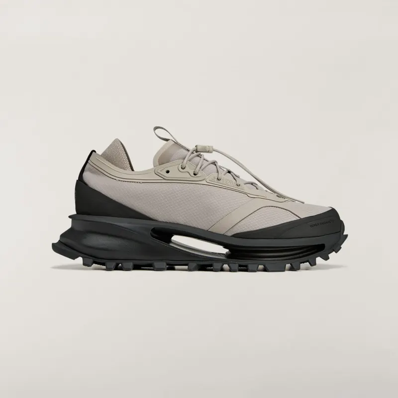 Adidas Y-3 JQ0200