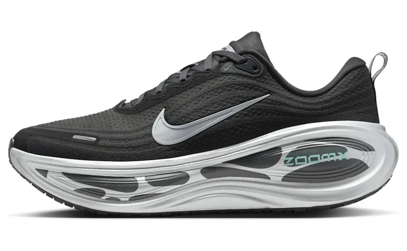 nike-vomero-plus IM6011-060