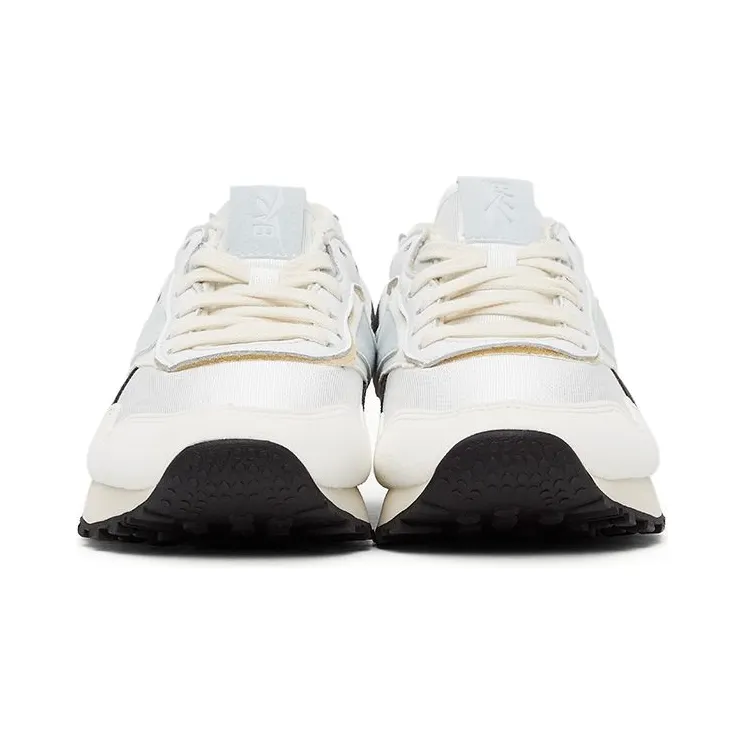 reebok-sneaker H02605