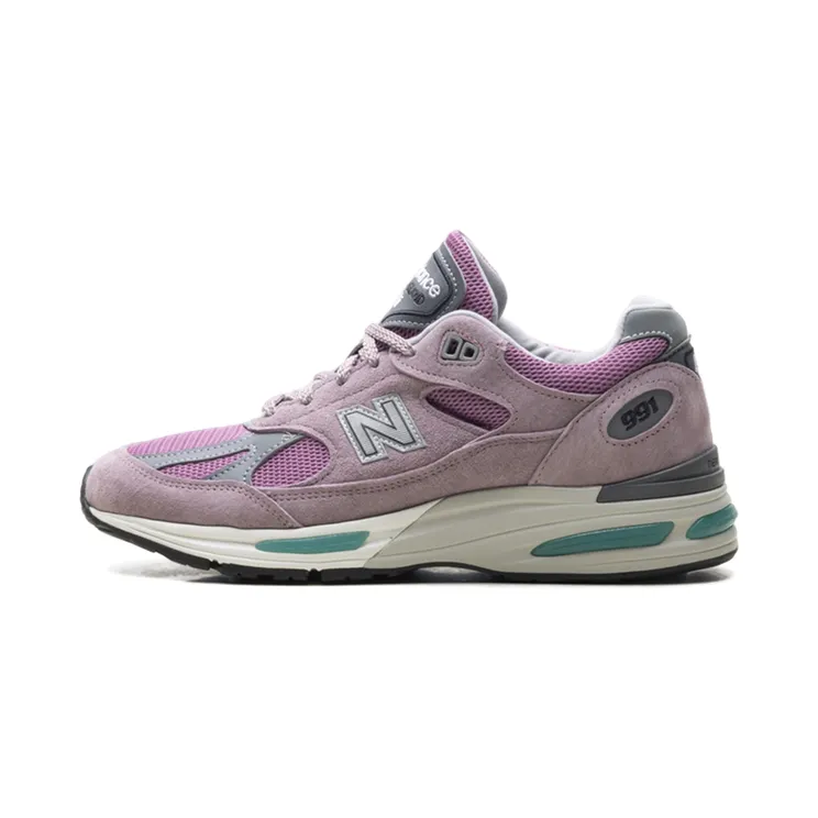 New Balance 991v2 “Smoked Pearl”: grijs met een blauw randje