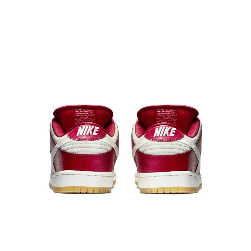 Nike SB Dunk Low ‘Valentines Day’ (2015) (304292-612)