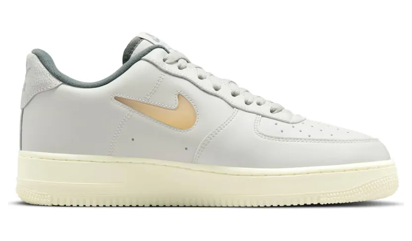 nike-air-force DC8894-001