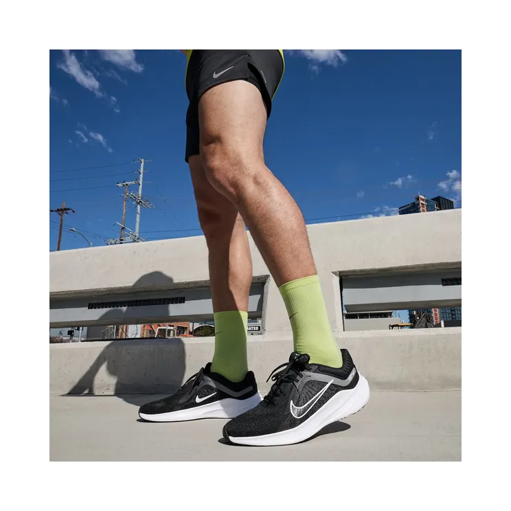 nike-quest-5 DD0204-001