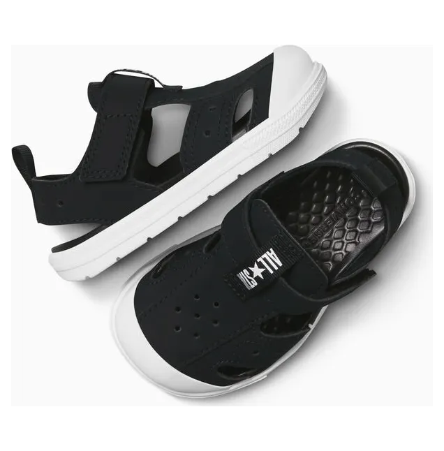 converse-sneaker A12156C