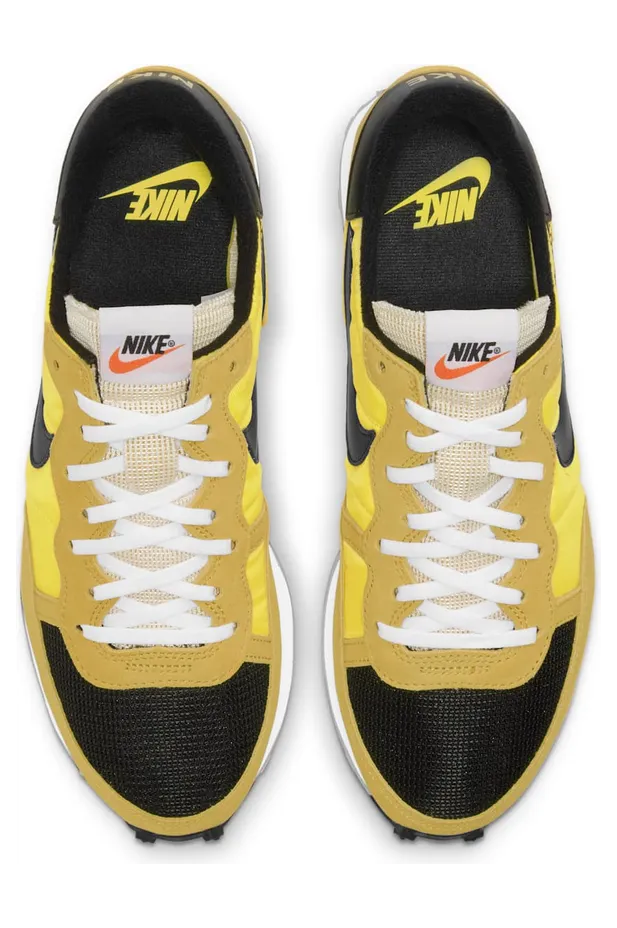 nike-challenger CW7645-700