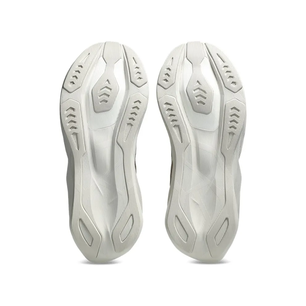 ASICS Novablast 6 Soft Oat Greige (1011C243-250)