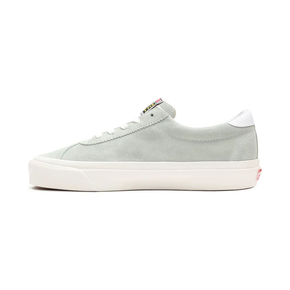 VANS Anaheim Factory Style 73 Dx Shoes (White)