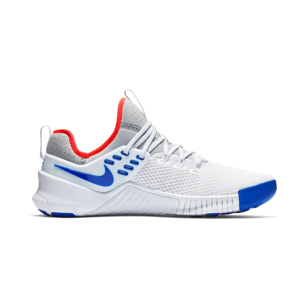 Nike Free Metcon “White / Pure Platinum / Flash Crimson / Racer Blue” (AH8141-140)