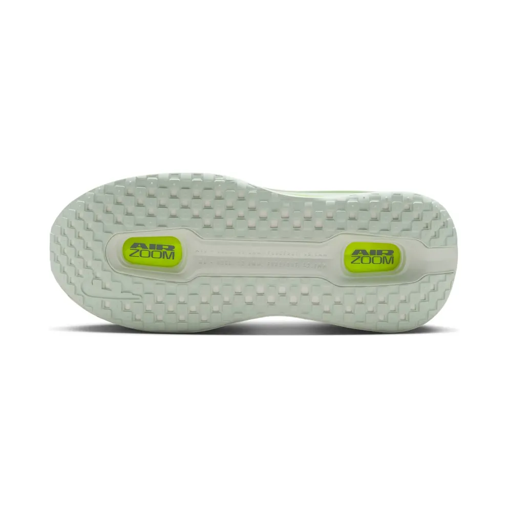 Nike Vomero Premium “White / Bright Crimson” (HQ2050-300)