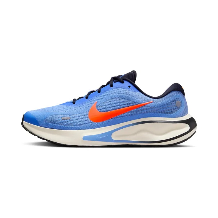 Nike Journey Run “Deep Royal / Astronomy Blue / Pale Ivory / Hyper Crimson” (FN0228-400)
