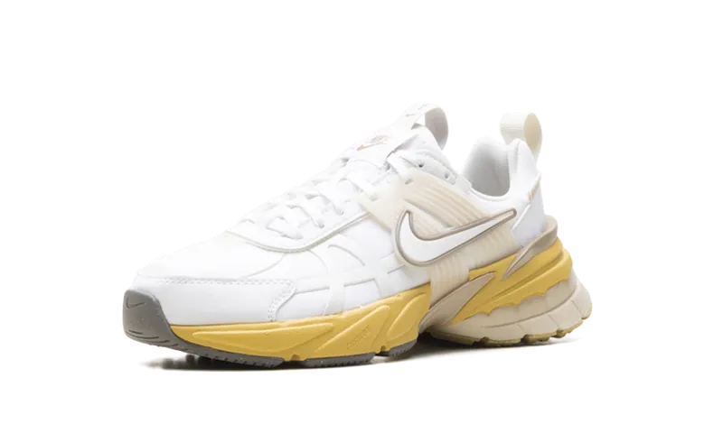 Nike V2K Run “Gore-Tex White Light Bone” (FZ2622-100)