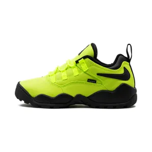 Nike SB Darwin Low “Supreme – Volt” (FQ3000-700)
