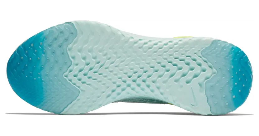 nike-epic AQ0070-008