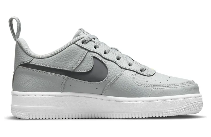 nike-air-force DM3211-001