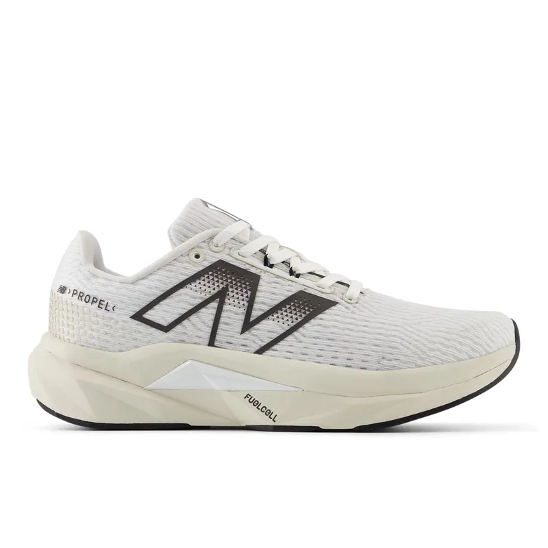 NEW BALANCE FuelCell Propel v5 “White / Linen / Black Cement” (WFCPRCX5)