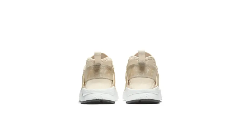 Nike Air Huarache Run Ultra Oatmeal (W) Oatmeal/Linen-Black-White (819151-103)