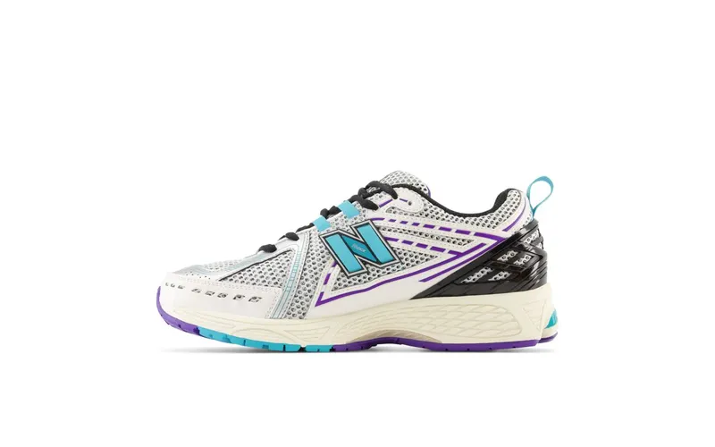 New Balance 1906R “White / Aqua Purple” (M1906RCF)