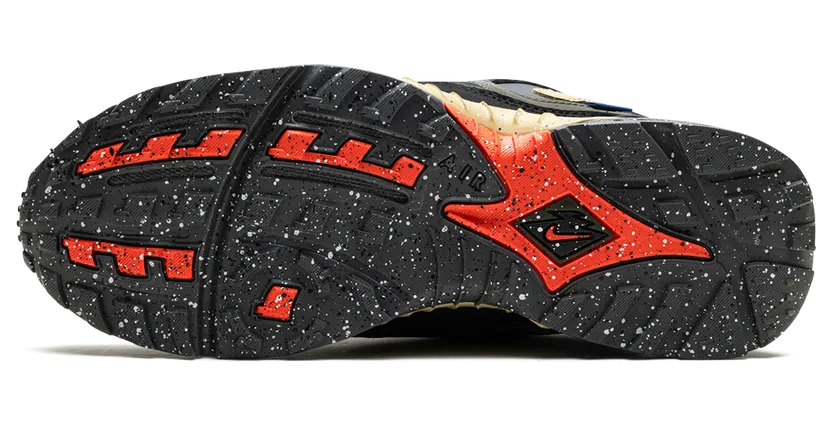 nike-air-humara FN7546-300