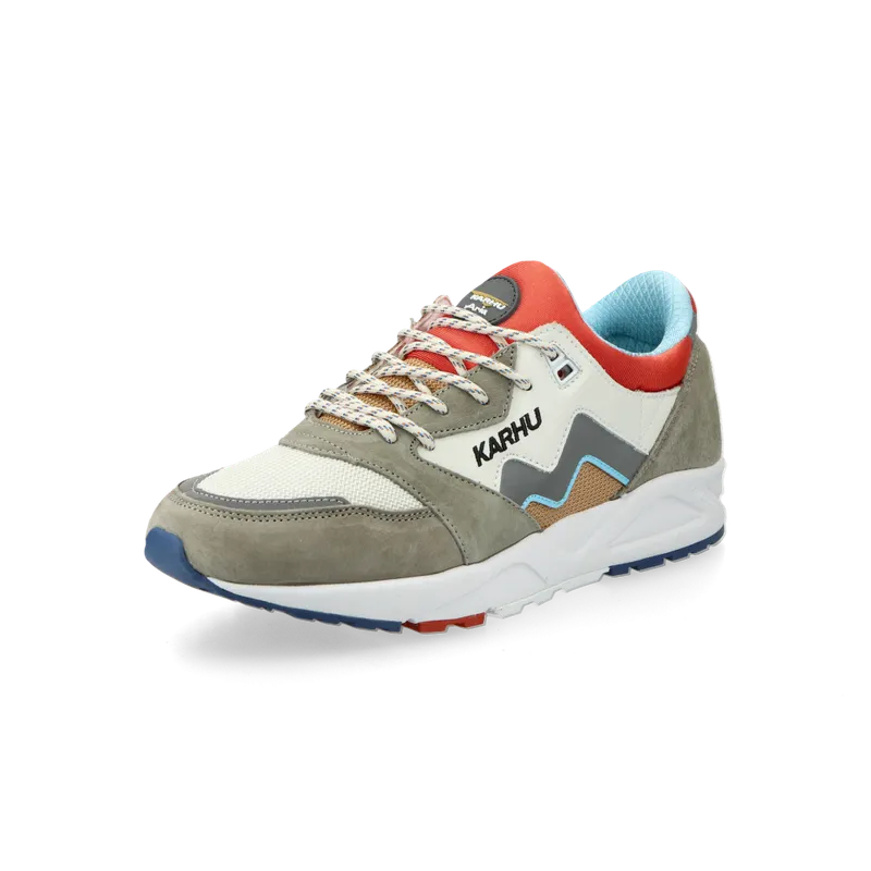 Karhu Aria 95 (abbey stone / silver) – F803095