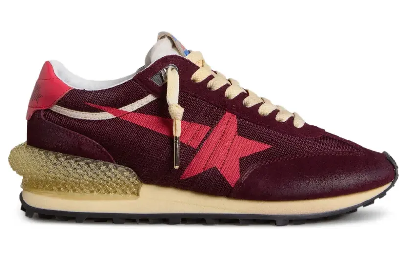 Golden Goose Marathon Mesh-Sneakers mit Sternen – Rot (GWF00684F007842)