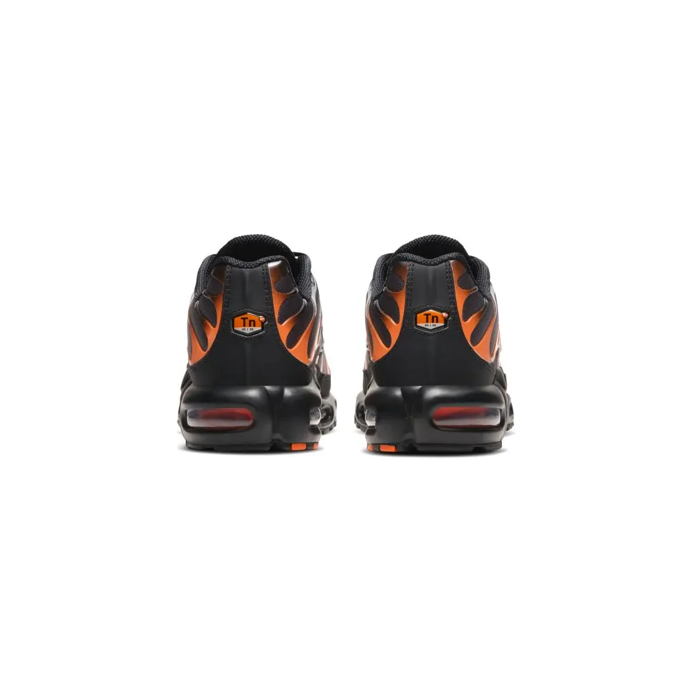 Nike Air Max Plus “Black / Team Orange / Iron Grey” (DD7111-002)