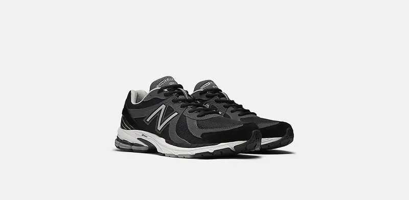 New Balance 860v2 “Comme des Garcons Homme – Black” (ML860JU2)
