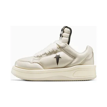 converse-sneaker A12062C
