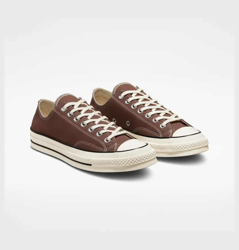 converse-chuck-taylor-all-star A02768C