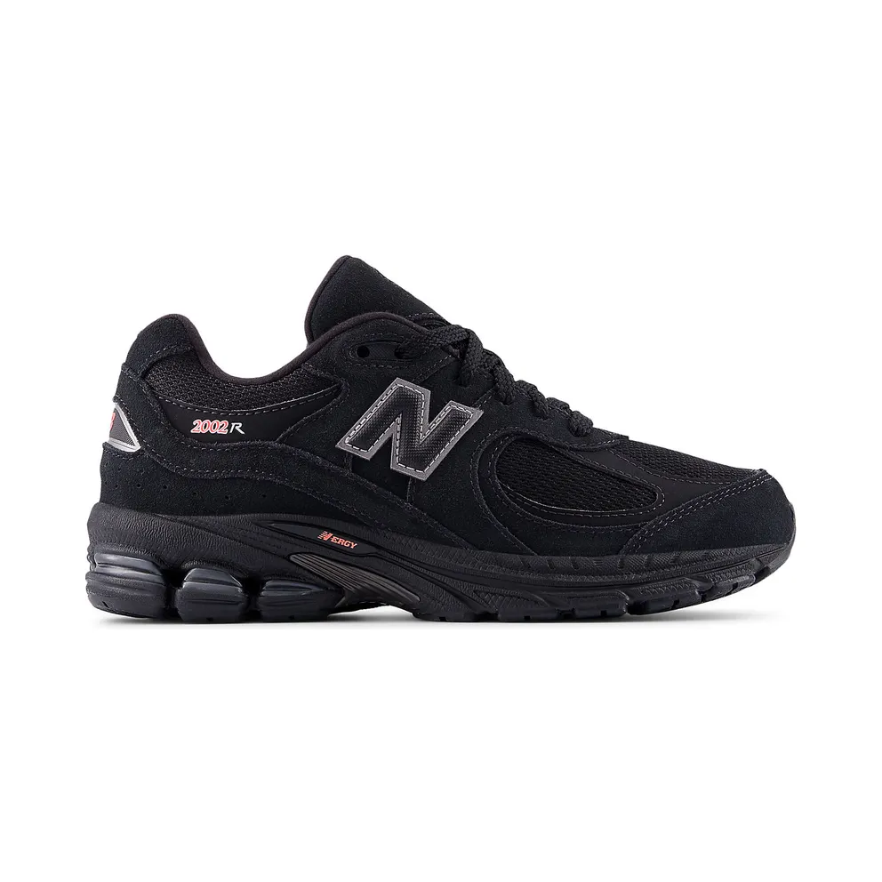 New Balance 2002 Black (GC2002RX)