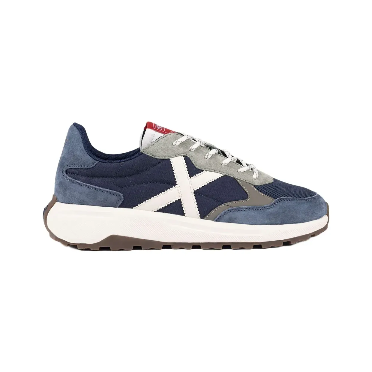 munich-sneaker 459901442