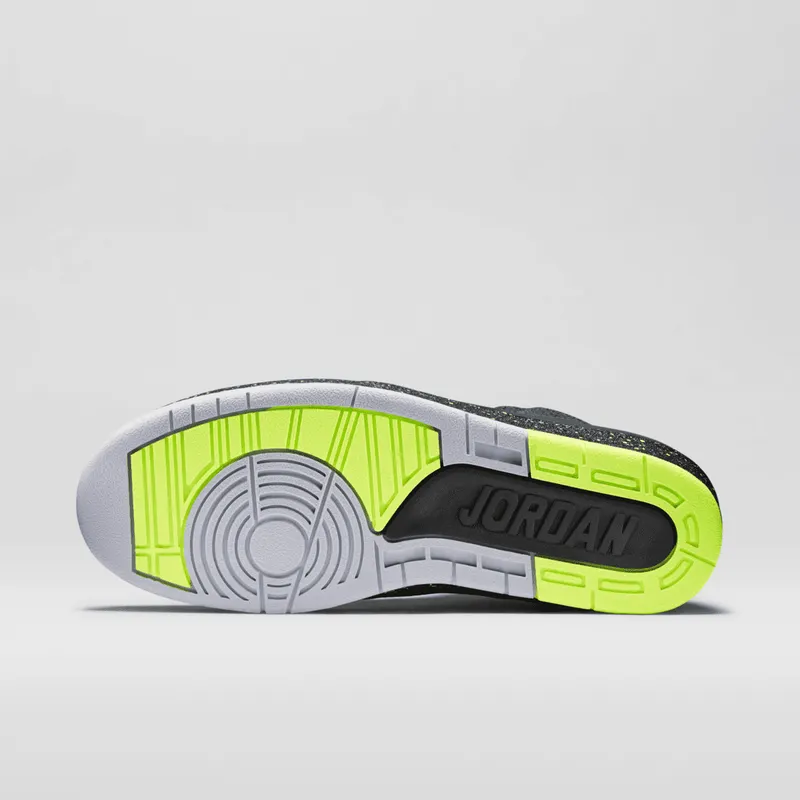 Jordan 2 Retro Nightshade Nightshade/Volt Ice-Black-Pure Platinum (385475-303)