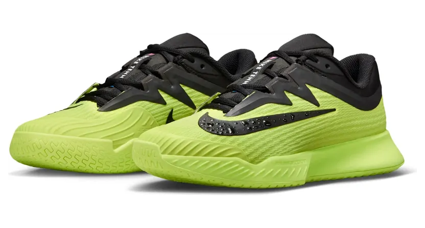 nikecourt IB6550-700