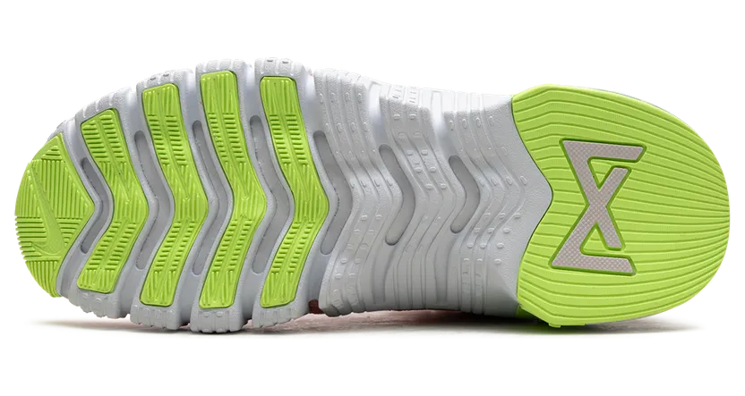 nike-free CZ0596-800