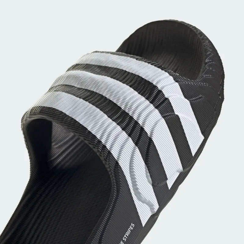 Adidas adilette 22 Slides Core Black / Core Black / Cloud White (IF3670)