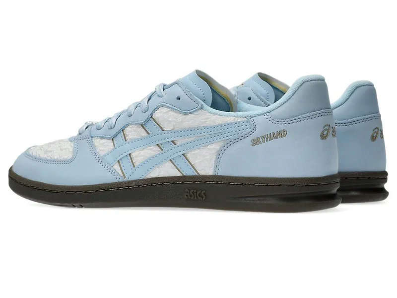 ASICS SKYHAND OG “White / Faded Denim” (1203A880-100)
