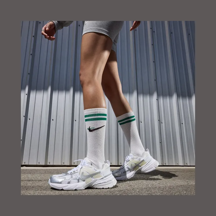 nike-v2k-run FD0736-104