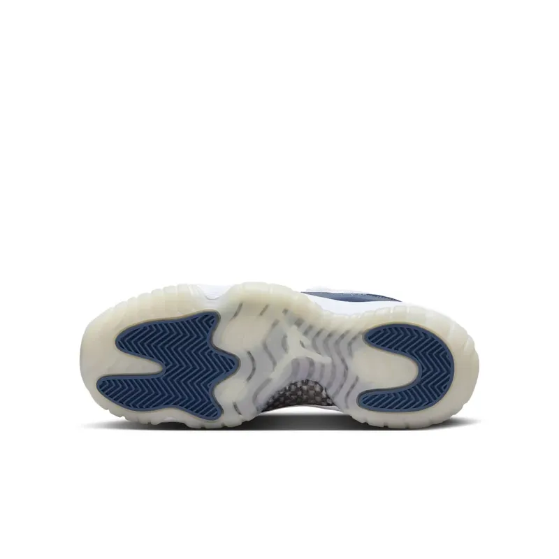 Jordan 11 Retro Low GS “Diffused Blue” (FV5121-104)