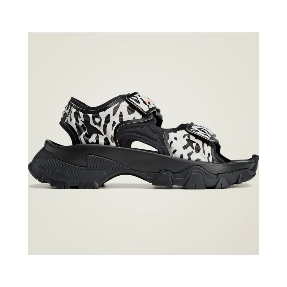 Adidas adidas by Stella McCartney Hika Outdoor Sandalen Cloud White / Core Black / Utility Black (IF1797)