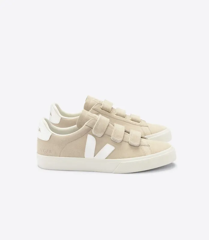 Veja Recife Logo WMN Almond / White (RC0302960A)