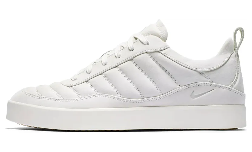 NikeCourt Oscillate Evolve 876384-100