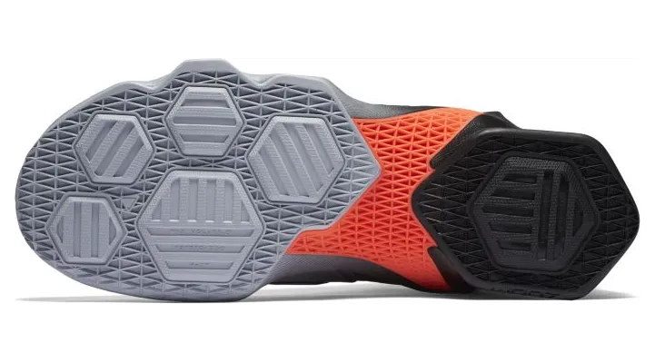 nike-lebron-13 807219-060