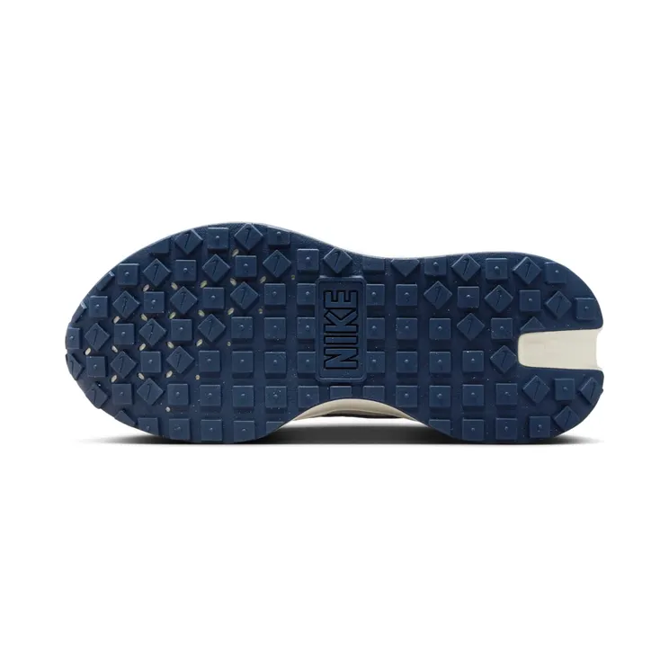 nike-phoenix-waffle FD2196-101