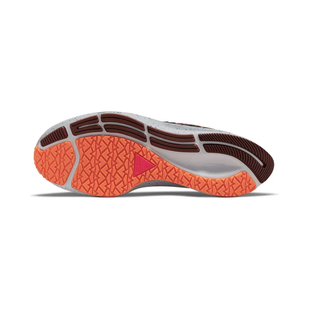 Nike Pegasus 38 Shield “Black Total Orange” (DC4073-003)